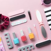 cosmetics-and-stationery-for-the-holiday